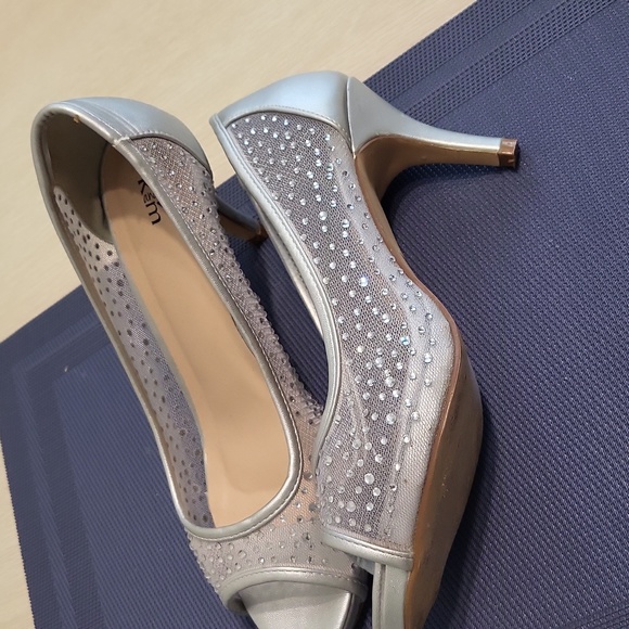 K & M sparkly open toed evening shoes. - Picture 10 of 13